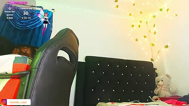cute charlotte  online show from 09.18.25