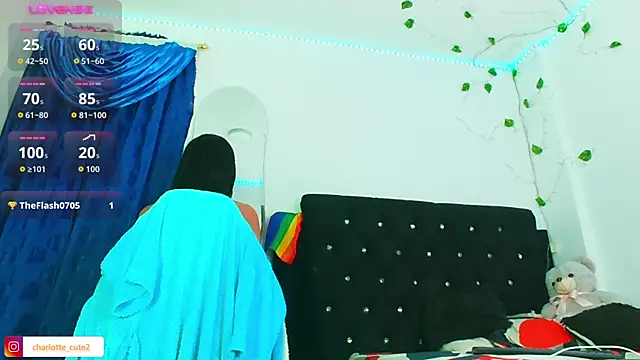 Snapshot of cute_charlotte_ chatting on 10.05.25 cute charlotte online show from 10.05.25