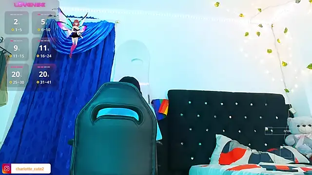 Snapshot of cute_charlotte_ chatting on 10.19.25 cute charlotte online show from 10.19.25