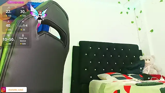 Snapshot of cute_charlotte_ chatting on 11.12.25 cute charlotte online show from 11.12.25