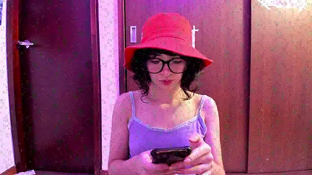  Lunnaa  online show from 10.11.25