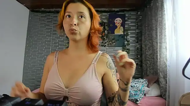 Snapshot of Ginger_Sweetty chatting on 10.27.25 Ginger Sweetty online show from 10.27.25