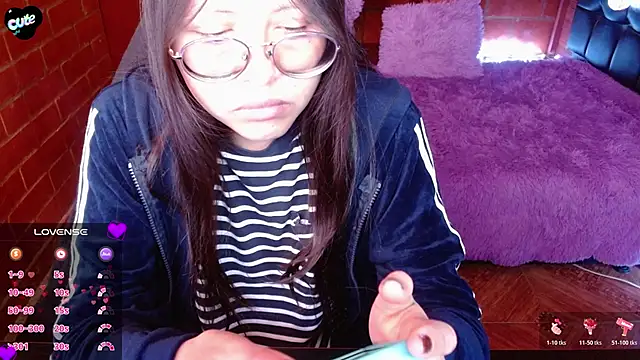 MidoriQuiinn online show from 03.28.26