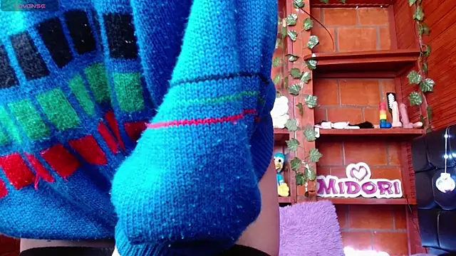 Snapshot of MidoriQuiinn chatting on 05.12.26 MidoriQuiinn online show from 05.12.26