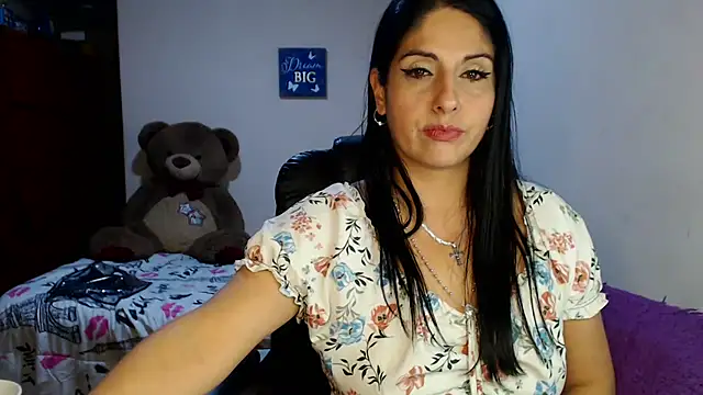 Snapshot of sahtlove1 chatting on 10.09.25 sahtlove1 online show from 10.09.25