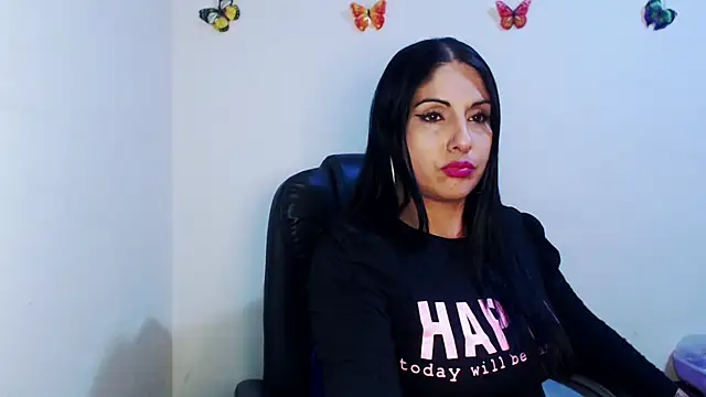 Snapshot of sahtlove1 chatting on 10.25.25 sahtlove1 online show from 10.25.25