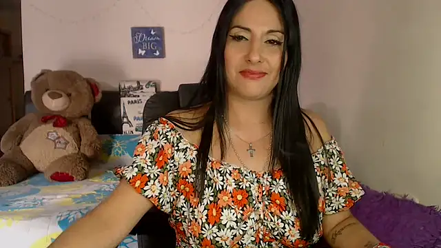 Snapshot of sahtlove1 chatting on 11.06.25 sahtlove1 online show from 11.06.25