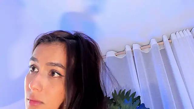 Lucy fit online show from 01.05.25