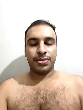 Snapshot of vishnuvinod_india chatting on 12.28.24 vishnuvinod india online show from 12.28.24