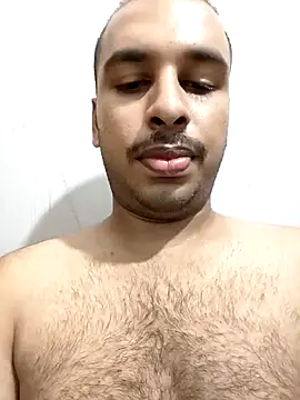 Snapshot of vishnuvinod_india chatting on 01.31.25 vishnuvinod india online show from 01.31.25