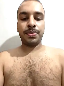 Snapshot of vishnuvinod_india chatting on 02.18.25 vishnuvinod india online show from 02.18.25