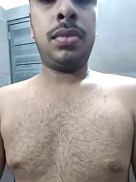 Snapshot of vishnuvinod_india chatting on 03.20.25 vishnuvinod india online show from 03.20.25