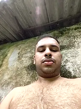 Snapshot of vishnuvinod_india chatting on 09.08.25 vishnuvinod india online show from 09.08.25