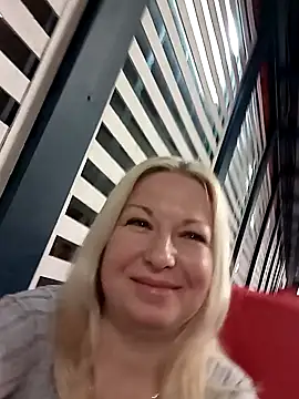 Snapshot of Arina_smiles chatting on 01.17.25 Arina smiles online show from 01.17.25