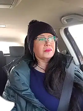 x  KHALEESI  x online show from 01.14.25