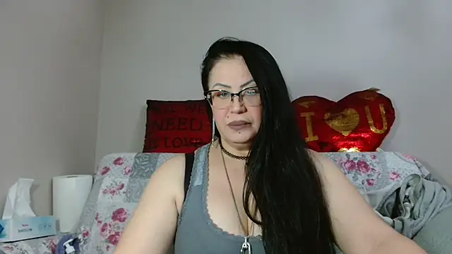 x  KHALEESI  x online show from 11.09.25