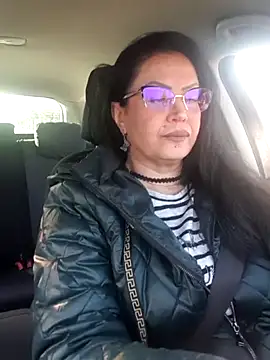 x  KHALEESI  x online show from 12.15.25