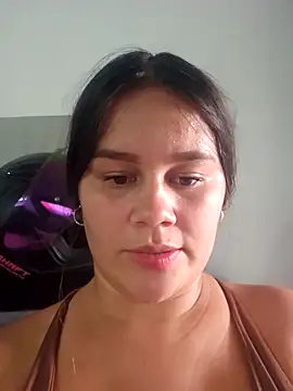 sweet lucia online show from 02.16.26