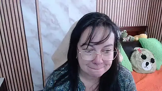 Sonialorens  online show from 09.27.25