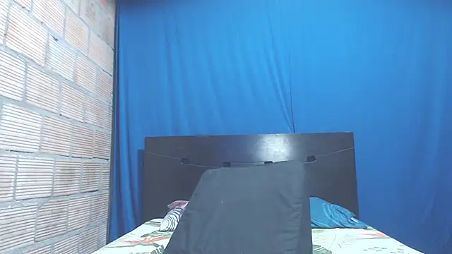 Snapshot of isabella_dirty69 chatting on 12.17.24 isabella dirty69 online show from 12.17.24