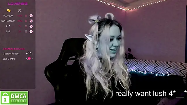 Snapshot of elven_dreams_ chatting on 02.19.25 elven dreams online show from 02.19.25