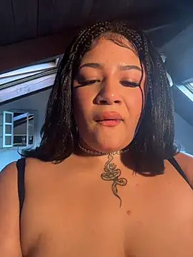 IamSashaLuv online show from 03.25.26