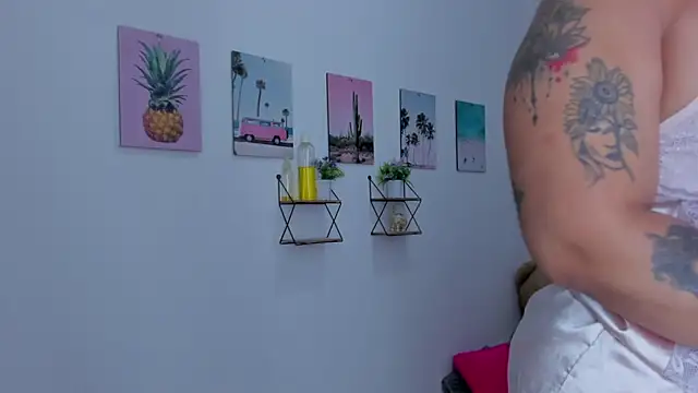 Emma lean online show from 01.18.26