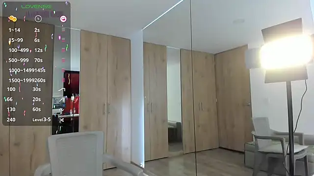 Snapshot of Ms_Valerypawg chatting on 02.23.25 Ms Valerypawg online show from 02.23.25