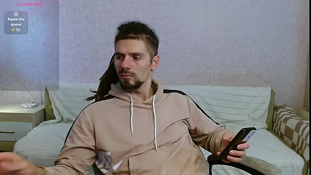 Aestheticguy101 online show from 10.12.25