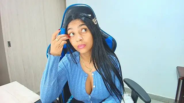 sophiax-x online show from 10.03.25