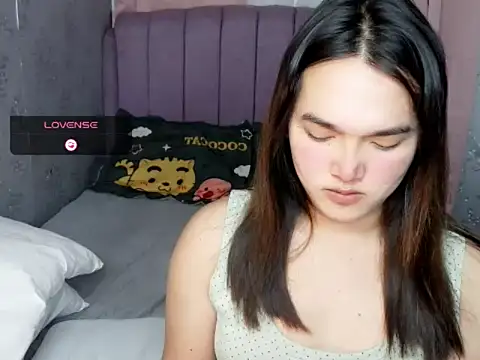 MoaningKylie online show from 03.05.26