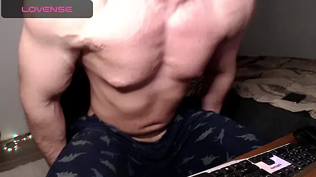 Snapshot of big1one1guy chatting on 12.05.24 big1one1guy online show from 12.05.24