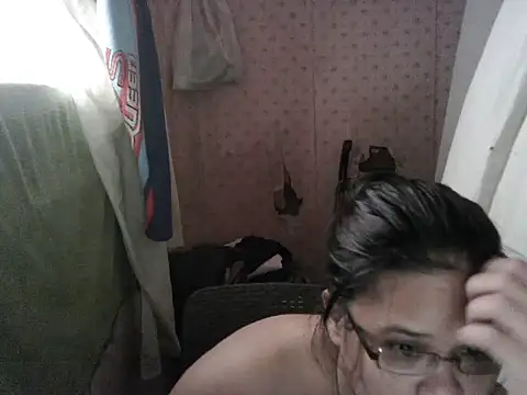 abiemayhottiey online show from 10.22.25