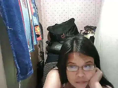 abiemayhottiey online show from 11.10.25