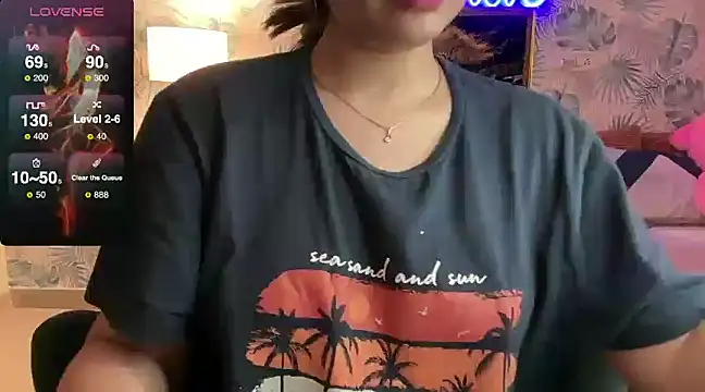 Snapshot of Sizzling__ZAARA chatting on 02.22.25 Sizzling ZAARA online show from 02.22.25