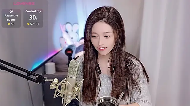 tw lala online show from 11.21.25