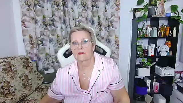 Selenna57 online show from 02.14.25