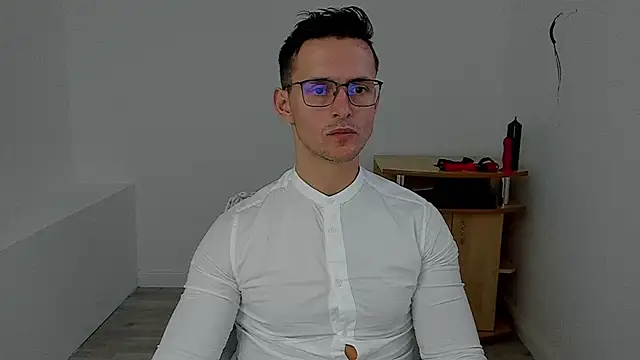 sexxymuscles4u online show from 12.02.24