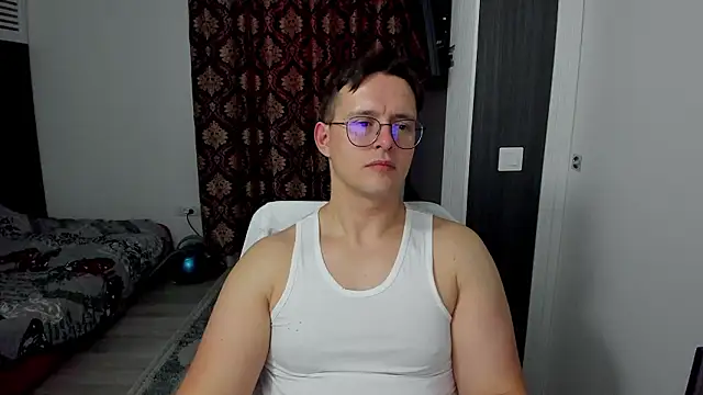 sexxymuscles4u online show from 02.12.26