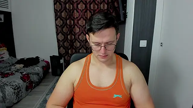 sexxymuscles4u online show from 02.27.26