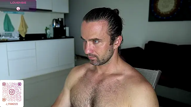 Jonathan   123 online show from 11.15.25