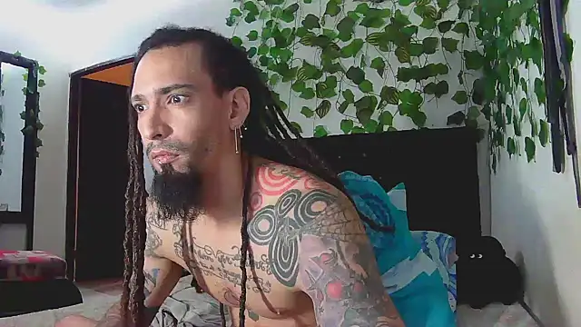 Snapshot of caribbeanlover1 chatting on 09.17.25 caribbeanlover1 online show from 09.17.25