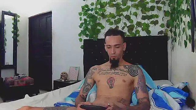 Snapshot of caribbeanlover1 chatting on 09.20.25 caribbeanlover1 online show from 09.20.25