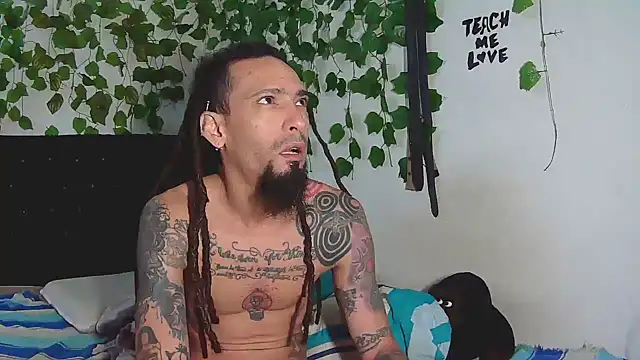 Snapshot of caribbeanlover1 chatting on 10.11.25 caribbeanlover1 online show from 10.11.25