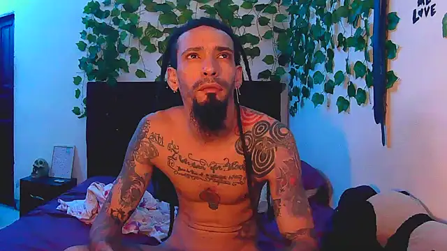 Snapshot of caribbeanlover1 chatting on 10.23.25 caribbeanlover1 online show from 10.23.25