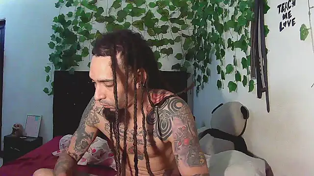 Snapshot of caribbeanlover1 chatting on 11.27.25 caribbeanlover1 online show from 11.27.25