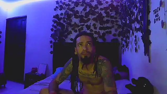 Snapshot of caribbeanlover1 chatting on 01.08.26 caribbeanlover1 online show from 01.08.26