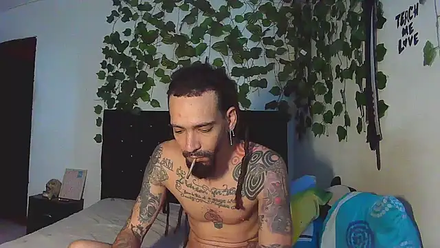 Snapshot of caribbeanlover1 chatting on 01.14.26 caribbeanlover1 online show from 01.14.26