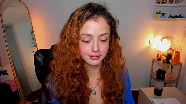 Cassandra Caiin online show from 09.12.25