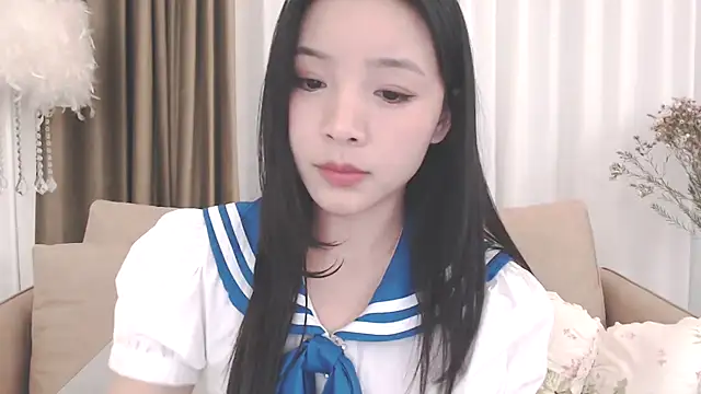 Snapshot of Sara1113 chatting on 12.29.24 Sara1113 online show from 12.29.24